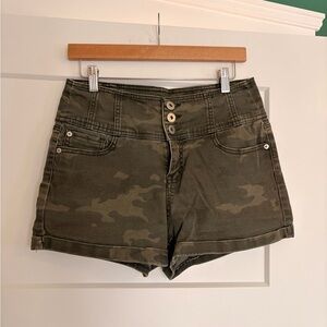 Camo High-Waisted Women's Shorts